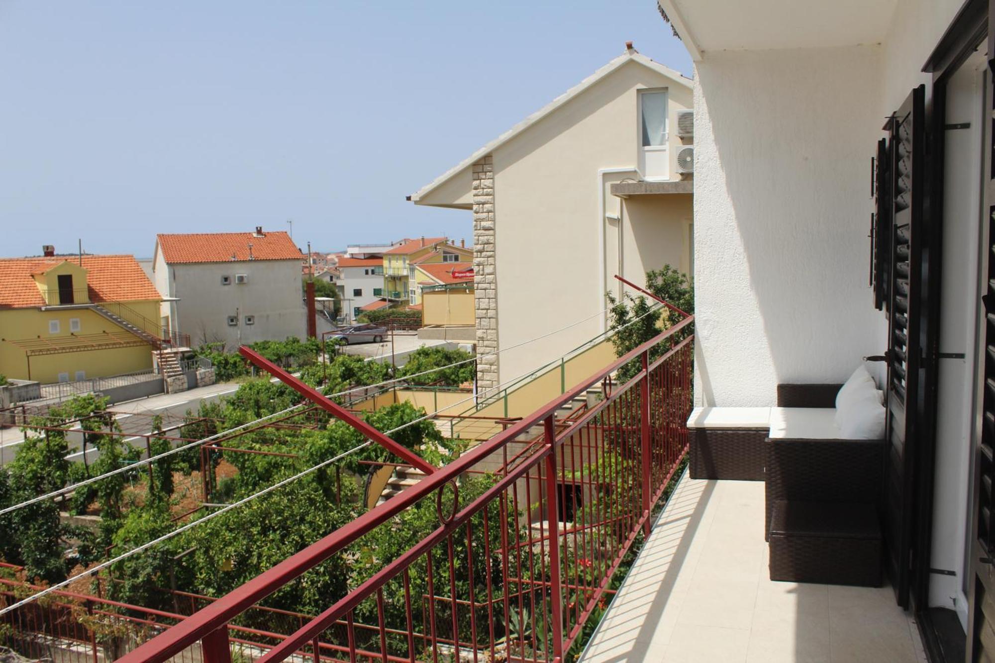 Apartment Frajla Примоштен Екстер'єр фото